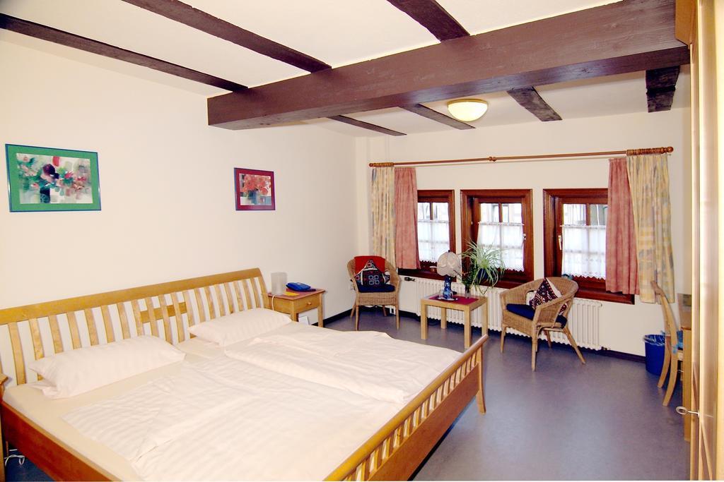 Hotel Im Hochzeitshaus Schotten Chambre photo